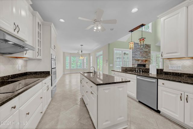364 Broad Leaf Lane SE, Bolivia, NC 28422