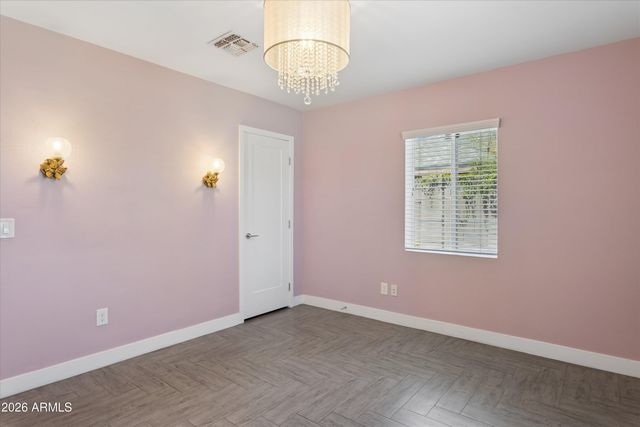 1841 E MONTECITO Avenue, Phoenix, AZ 85016