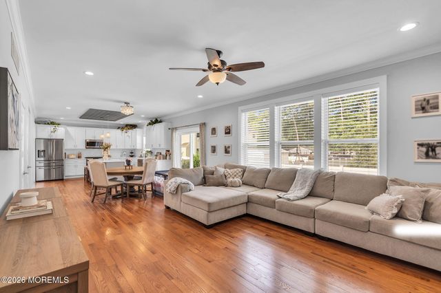 432 Nixon Avenue, Bayville, NJ 08721