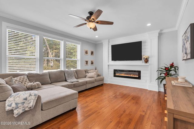 432 Nixon Avenue, Bayville, NJ 08721