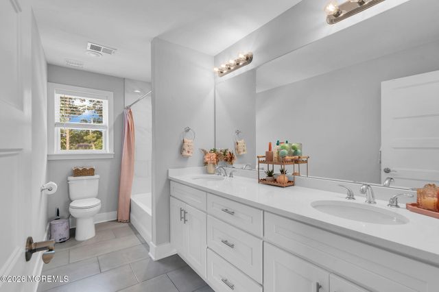 432 Nixon Avenue, Bayville, NJ 08721