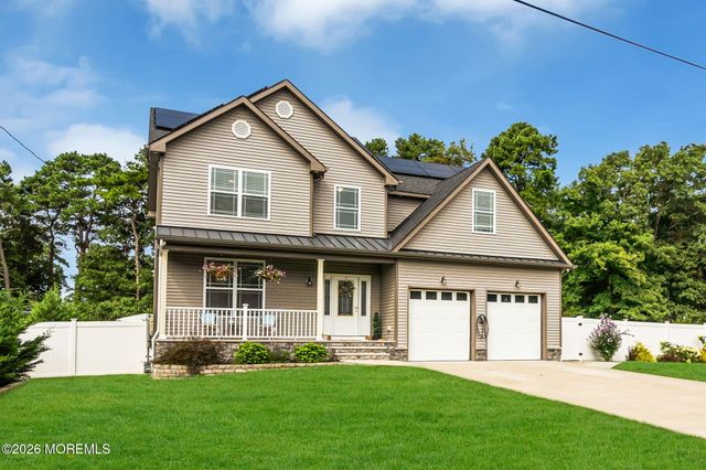 432 Nixon Avenue, Bayville, NJ 08721
