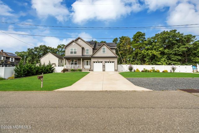432 Nixon Avenue, Bayville, NJ 08721