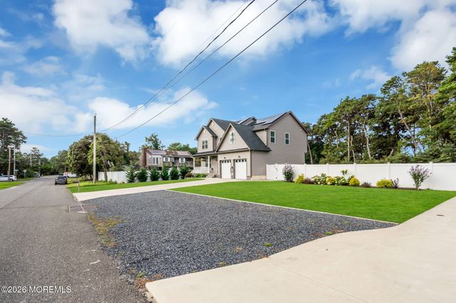 432 Nixon Avenue, Bayville, NJ 08721