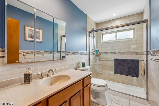195 E Passaic Ave, Bloomfield Twp., NJ 07003