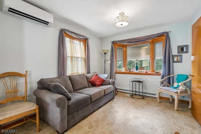 195 E Passaic Ave, Bloomfield Twp., NJ 07003