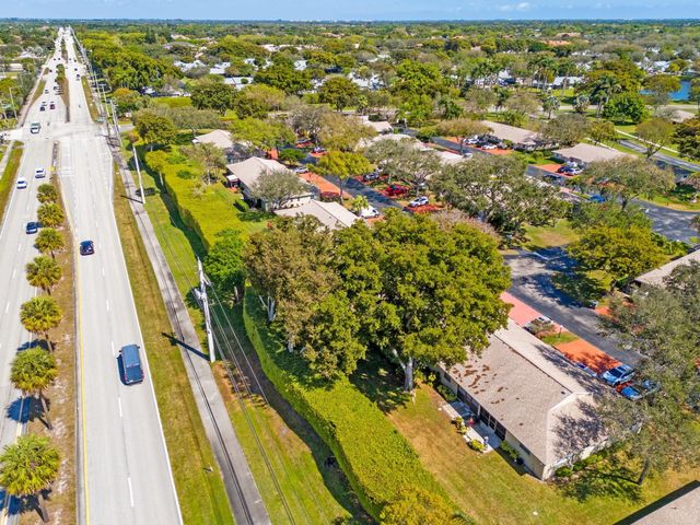 18801 Candlewick Drive, Boca Raton, FL 33496