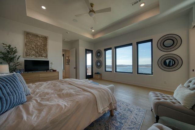 18 The Pointe Drive, Eureka Springs, AR 72631