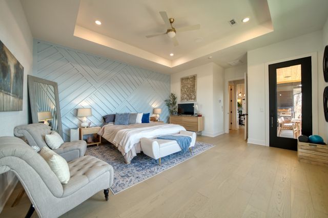 18 The Pointe Drive, Eureka Springs, AR 72631