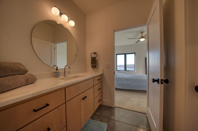 18 The Pointe Drive, Eureka Springs, AR 72631