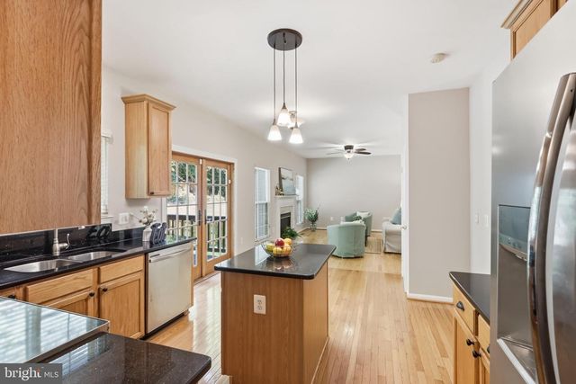 5608 EPPES ISLAND PL, Manassas, VA 20112