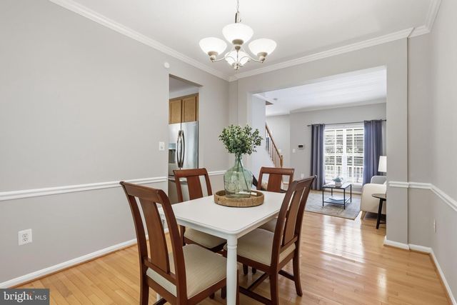 5608 EPPES ISLAND PL, Manassas, VA 20112