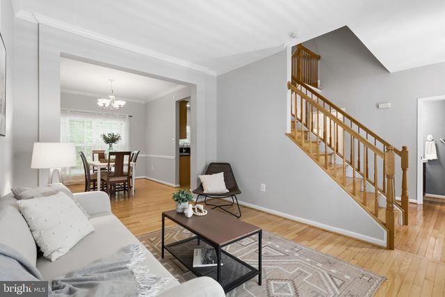 5608 EPPES ISLAND PL, Manassas, VA 20112