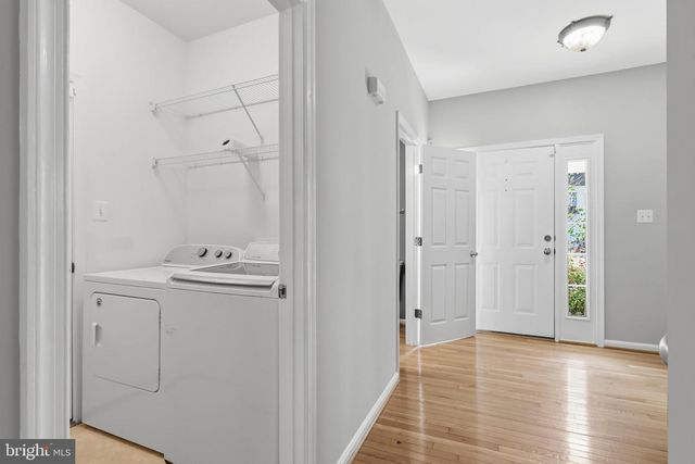 5608 EPPES ISLAND PL, Manassas, VA 20112