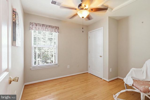 5608 EPPES ISLAND PL, Manassas, VA 20112