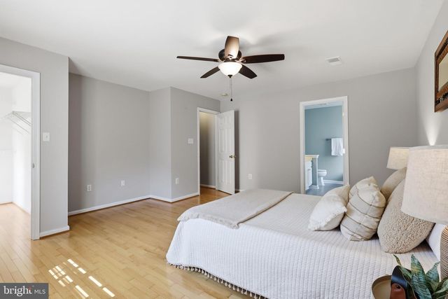 5608 EPPES ISLAND PL, Manassas, VA 20112