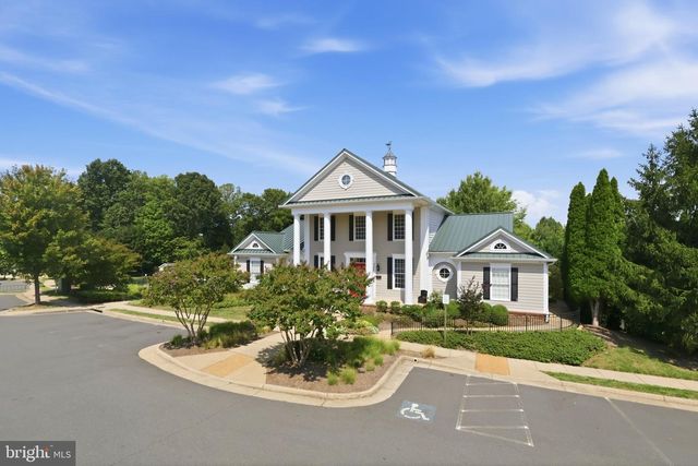 5608 EPPES ISLAND PL, Manassas, VA 20112