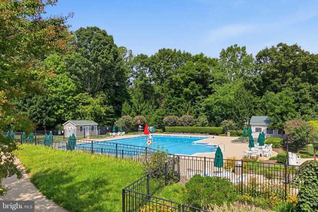 5608 EPPES ISLAND PL, Manassas, VA 20112