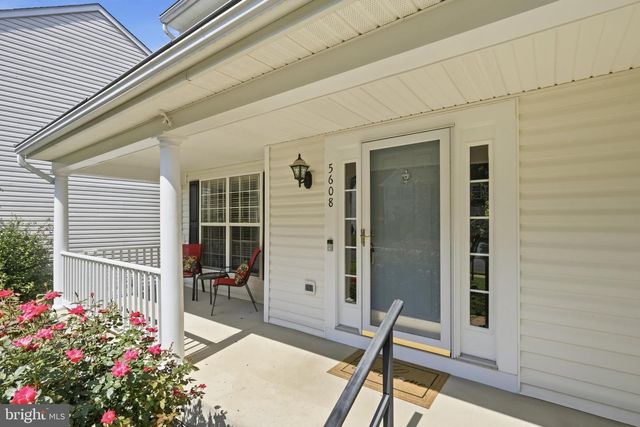 5608 EPPES ISLAND PL, Manassas, VA 20112