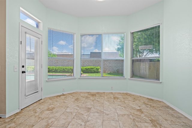 716 Coal Creek Drive, Mansfield, TX 76063