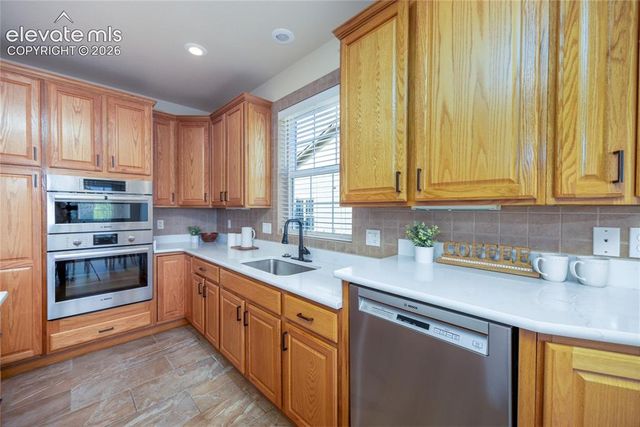 2504 Pine Valley View, Colorado Springs, CO 80920