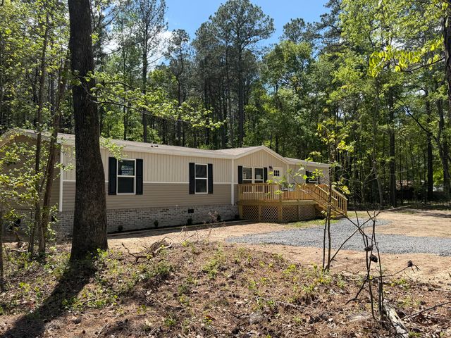 115 Ash Hill Drive, Eutawville, SC 29048