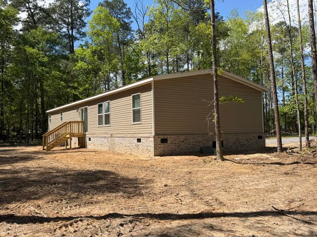 115 Ash Hill Drive, Eutawville, SC 29048