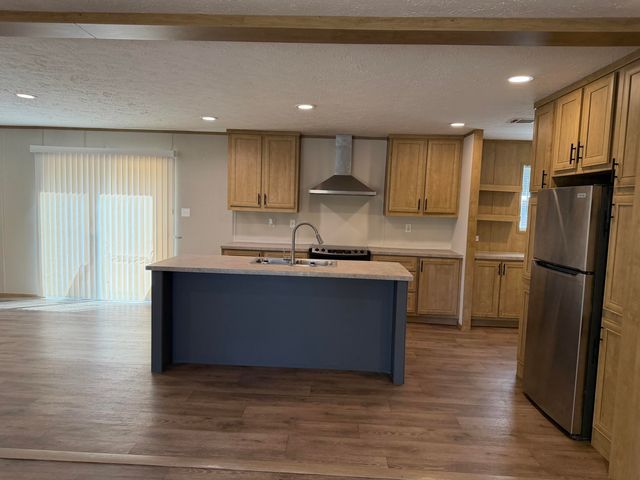 115 Ash Hill Drive, Eutawville, SC 29048