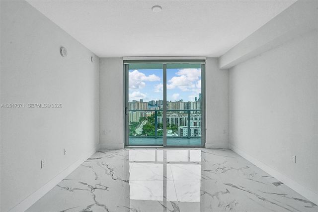 330 Sunny Isles Blvd 5-2205, Sunny Isles Beach, FL 33160