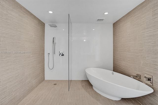 330 Sunny Isles Blvd 5-2205, Sunny Isles Beach, FL 33160