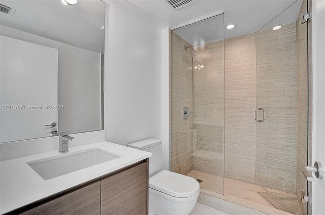 330 Sunny Isles Blvd 5-2205, Sunny Isles Beach, FL 33160