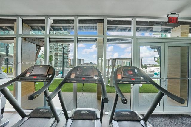 330 Sunny Isles Blvd 5-2205, Sunny Isles Beach, FL 33160