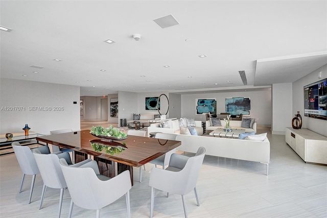 330 Sunny Isles Blvd 5-2205, Sunny Isles Beach, FL 33160