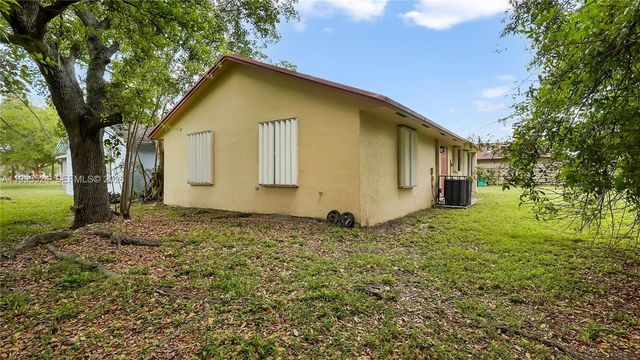 12235 SW 202nd St 12235, Miami, FL 33177