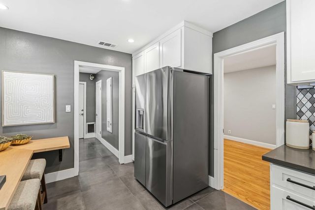 4913 Helen Way, Sacramento, CA 95822
