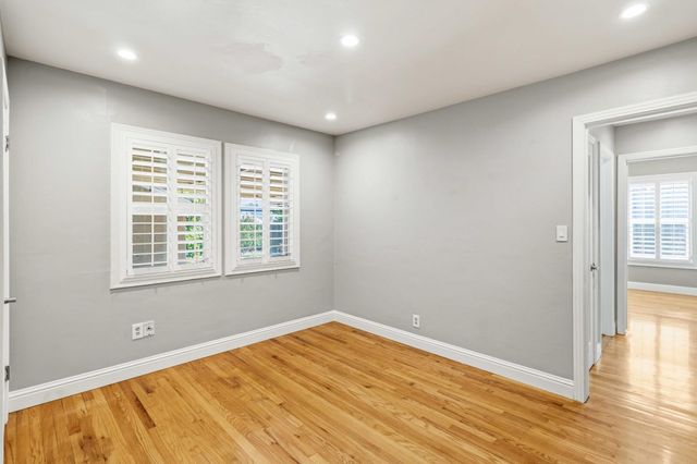 4913 Helen Way, Sacramento, CA 95822