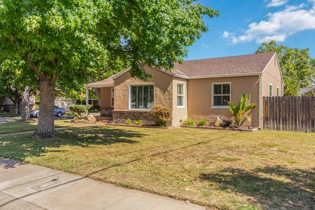 4913 Helen Way, Sacramento, CA 95822