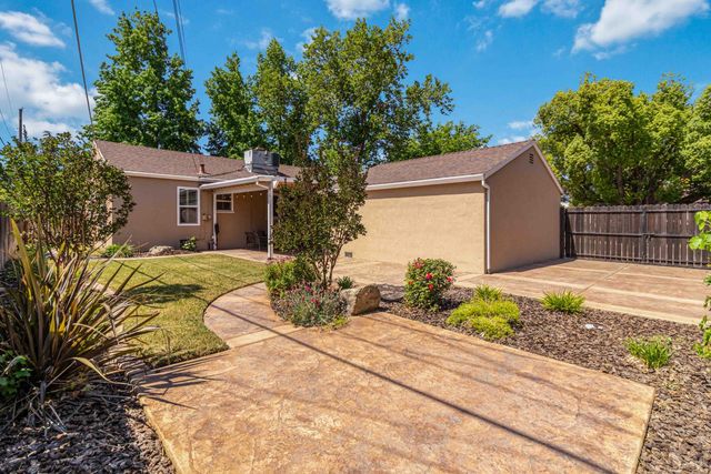 4913 Helen Way, Sacramento, CA 95822