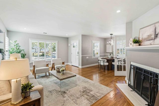 4913 Helen Way, Sacramento, CA 95822