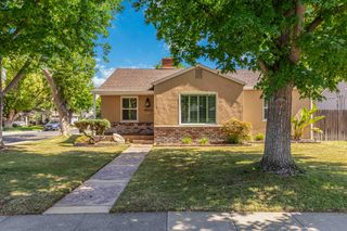 4913 Helen Way, Sacramento, CA 95822