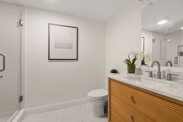 99 Crowninshield Rd 99, Brookline, MA 02446
