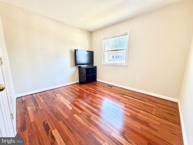 13612 LINDENDALE RD, Woodbridge, VA 22193