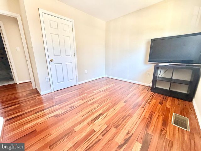 13612 LINDENDALE RD, Woodbridge, VA 22193