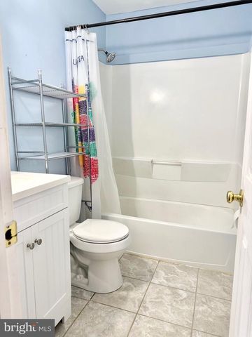 13612 LINDENDALE RD, Woodbridge, VA 22193