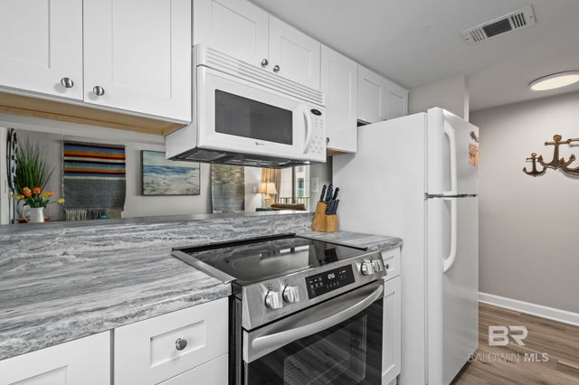 511 E Beach Boulevard 405, Gulf Shores, AL 36542