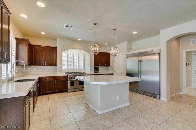 9766 Cadence Creek Court, Las Vegas, NV 89141