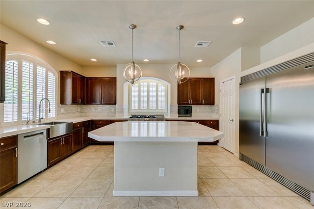 9766 Cadence Creek Court, Las Vegas, NV 89141