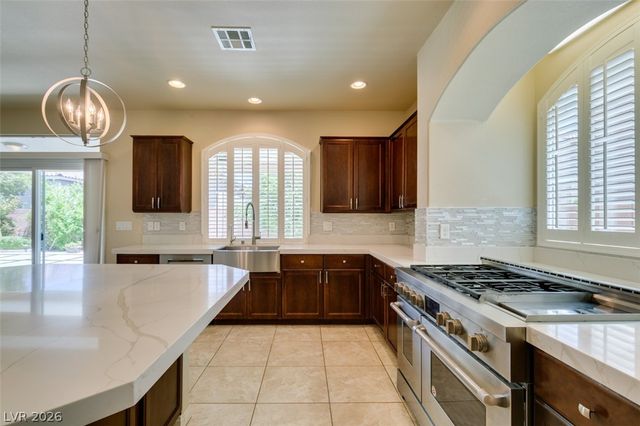 9766 Cadence Creek Court, Las Vegas, NV 89141