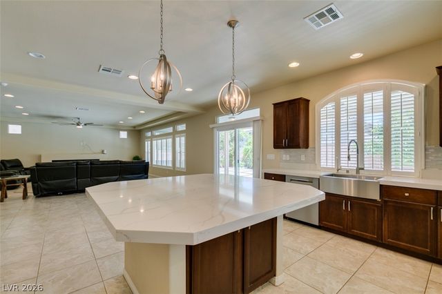 9766 Cadence Creek Court, Las Vegas, NV 89141