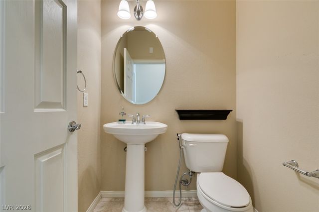 9766 Cadence Creek Court, Las Vegas, NV 89141